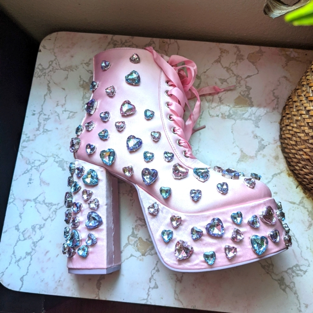 Pastel goth sugar thrillz discontinued diamonds dancing platform rave boots